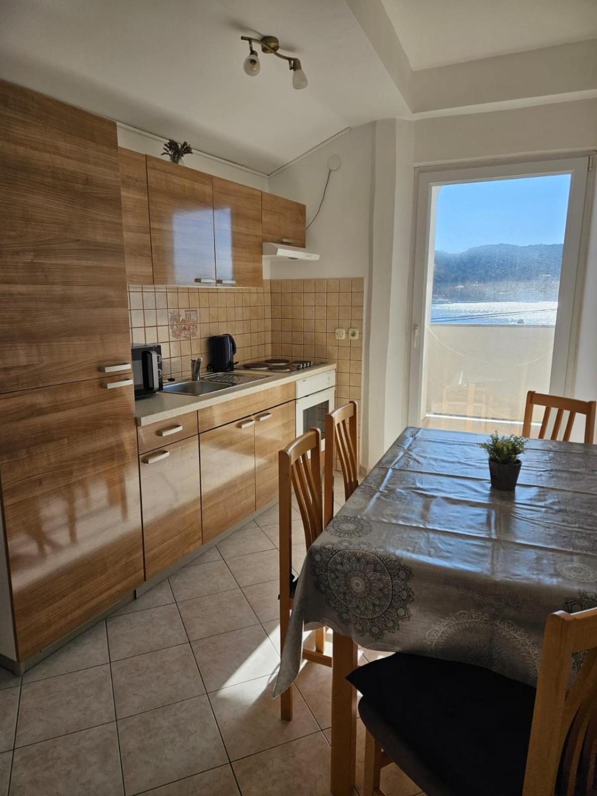 Pljesa Apartments 수페타르스카 드라가 외부 사진